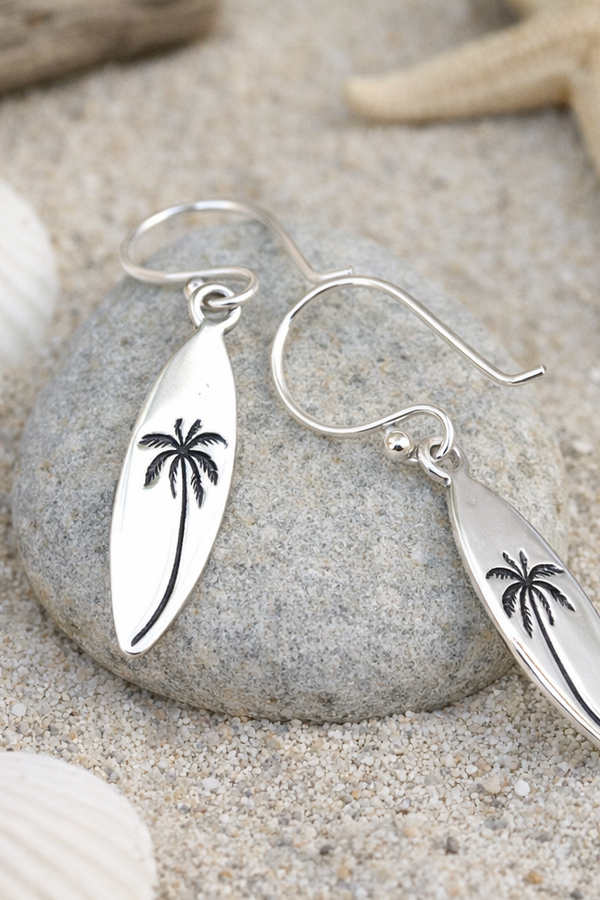Abigail – coastal surf charm in silver