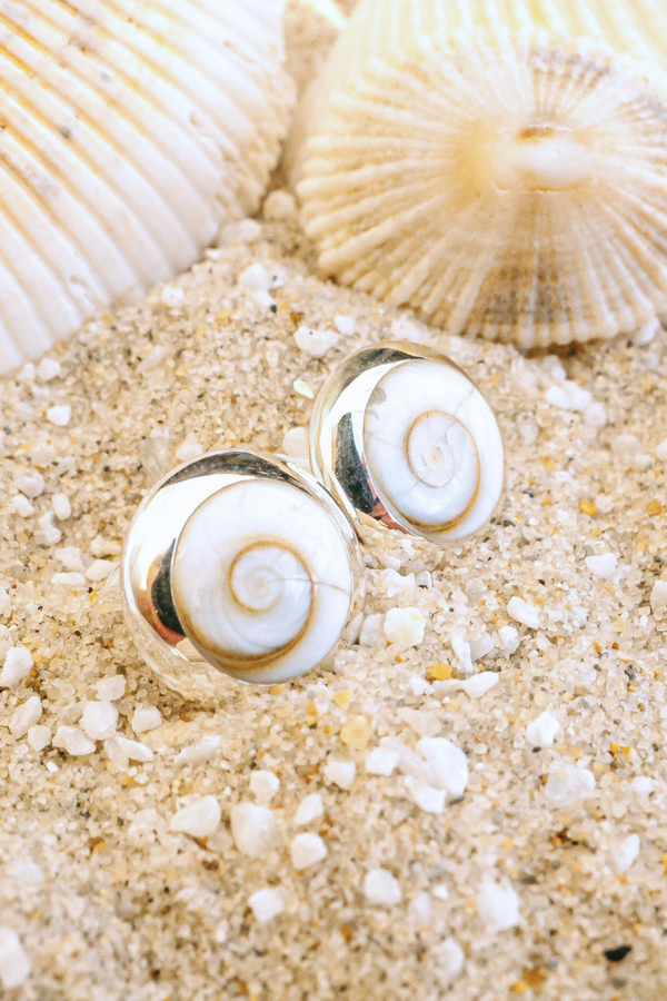 Ella – ocean spiral elegance in silver